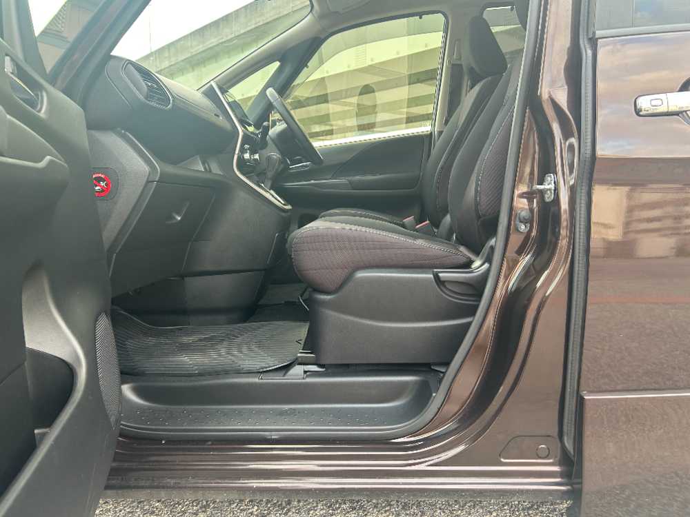 沖縄中古車探しはネクサスユーカー nexusU-Car