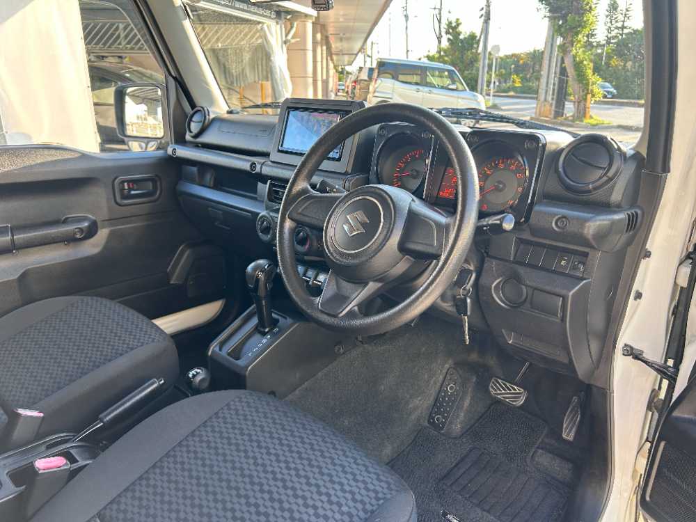 沖縄中古車探しはネクサスユーカー nexusU-Car