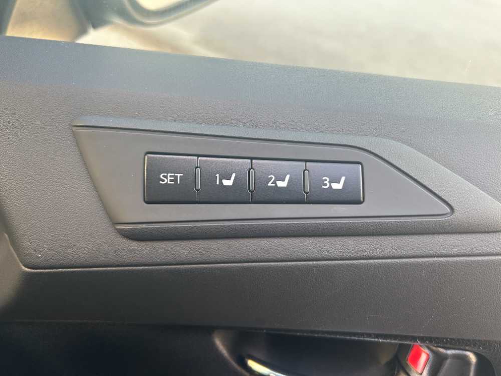 沖縄中古車探しはネクサスユーカー nexusU-Car