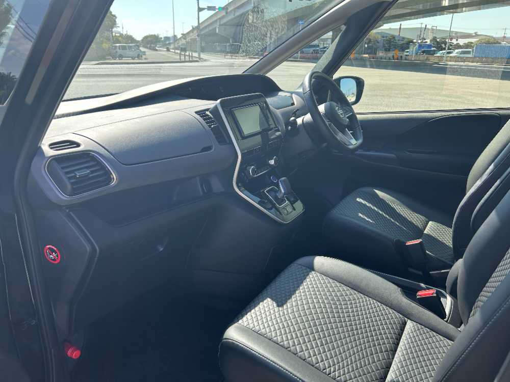 沖縄中古車探しはネクサスユーカー nexusU-Car