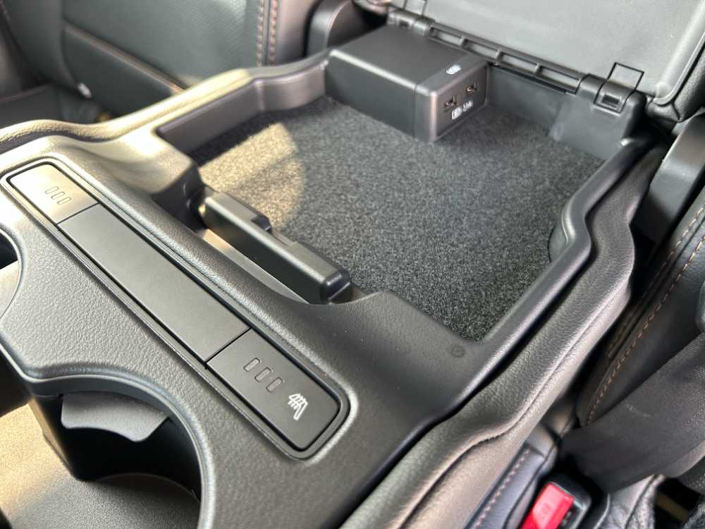 沖縄中古車探しはネクサスユーカー nexusU-Car