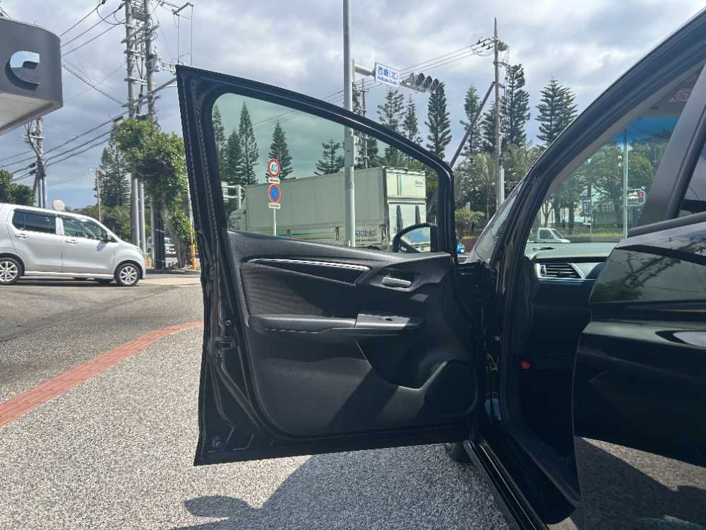 沖縄中古車探しはネクサスユーカー nexusU-Car