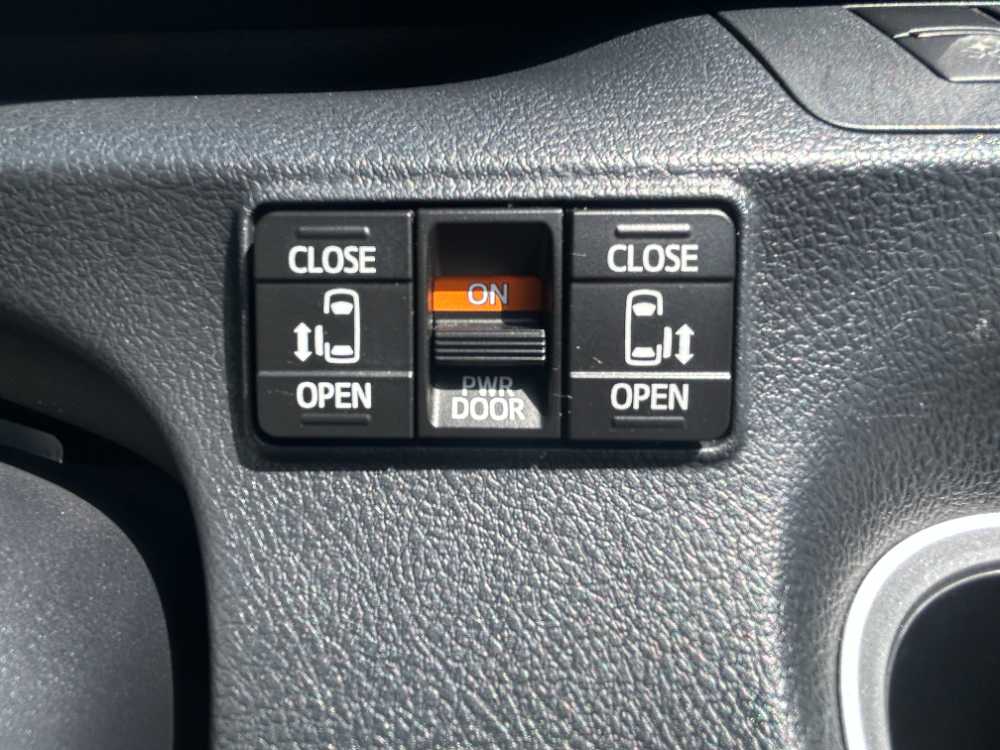 沖縄中古車探しはネクサスユーカー nexusU-Car