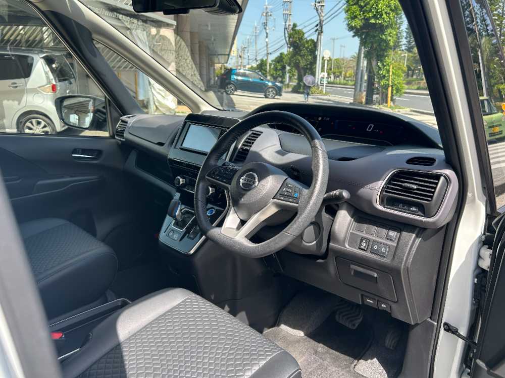 沖縄中古車探しはネクサスユーカー nexusU-Car