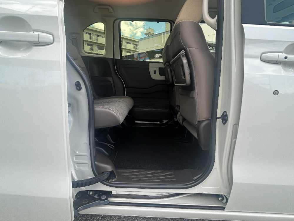 沖縄中古車探しはネクサスユーカー nexusU-Car