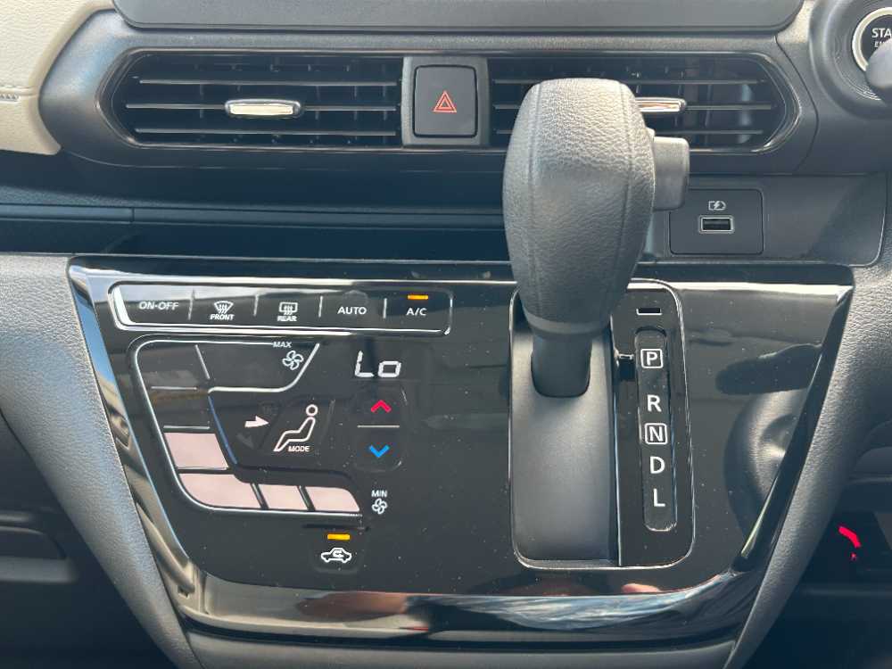 沖縄中古車探しはネクサスユーカー nexusU-Car