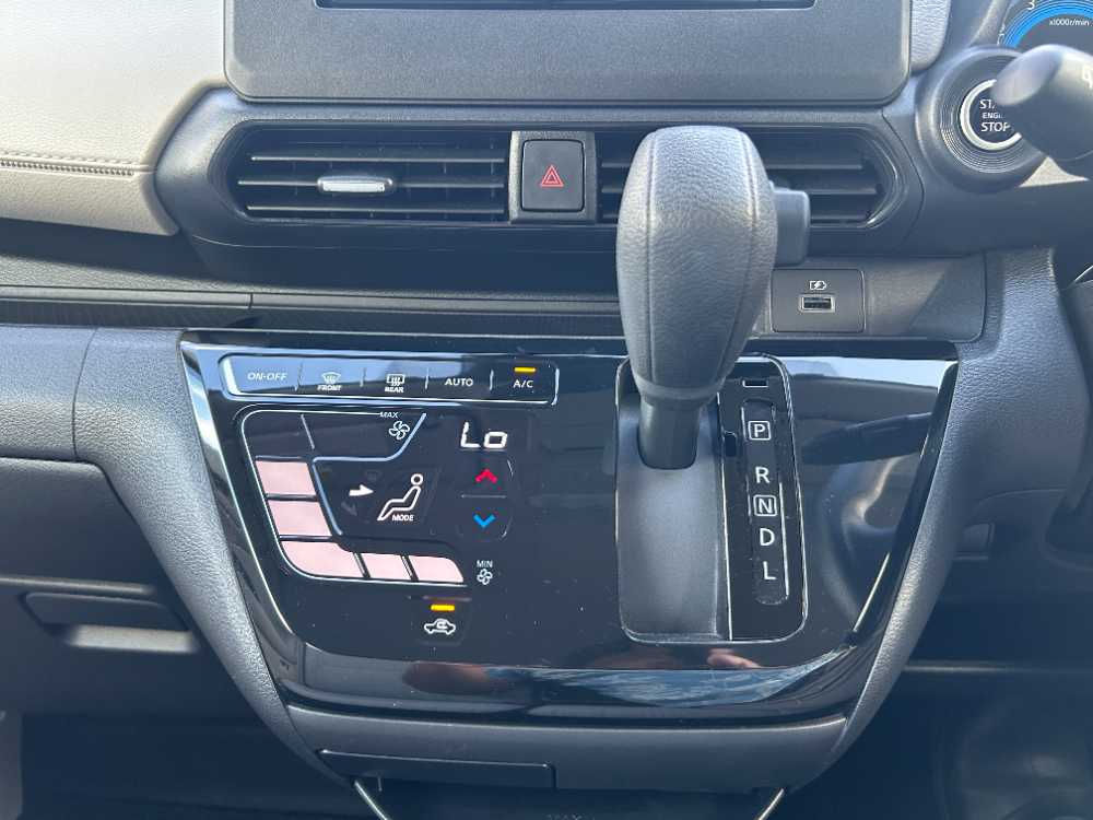 沖縄中古車探しはネクサスユーカー nexusU-Car