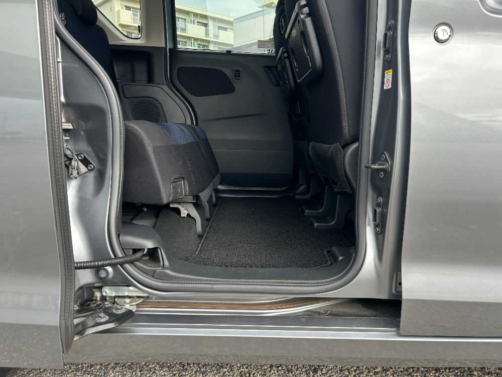 沖縄中古車探しはネクサスユーカー nexusU-Car