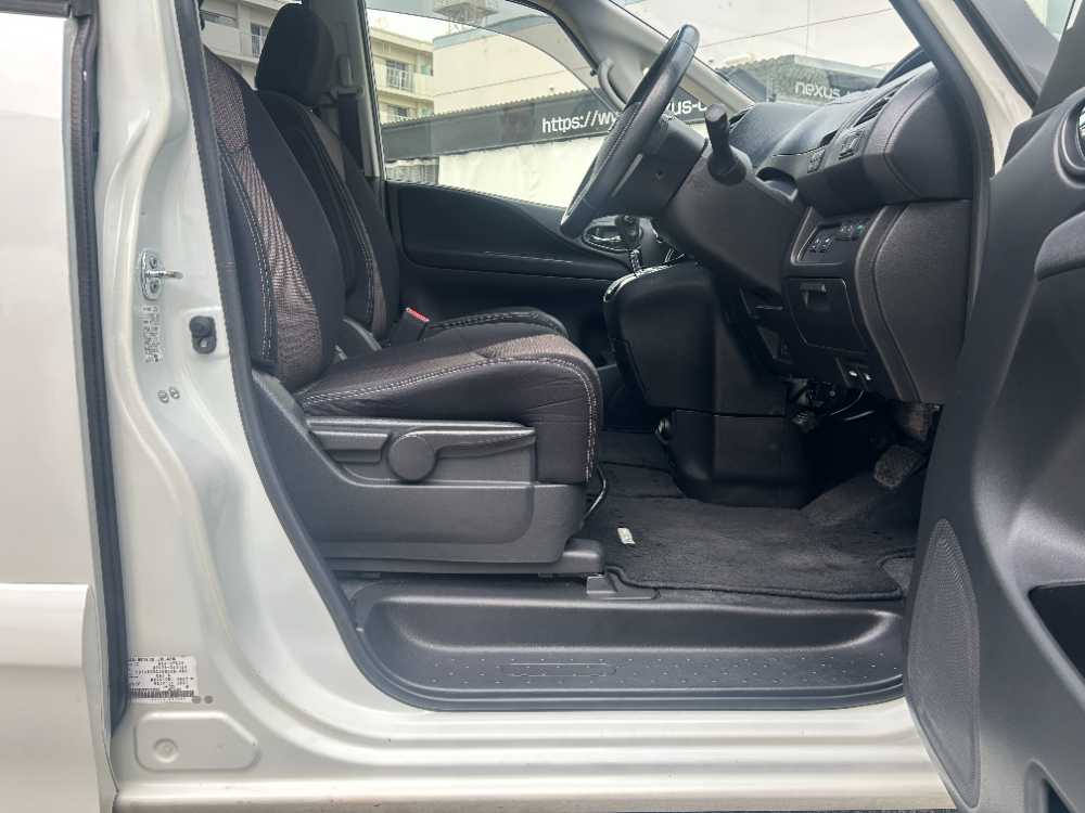 沖縄中古車探しはネクサスユーカー nexusU-Car