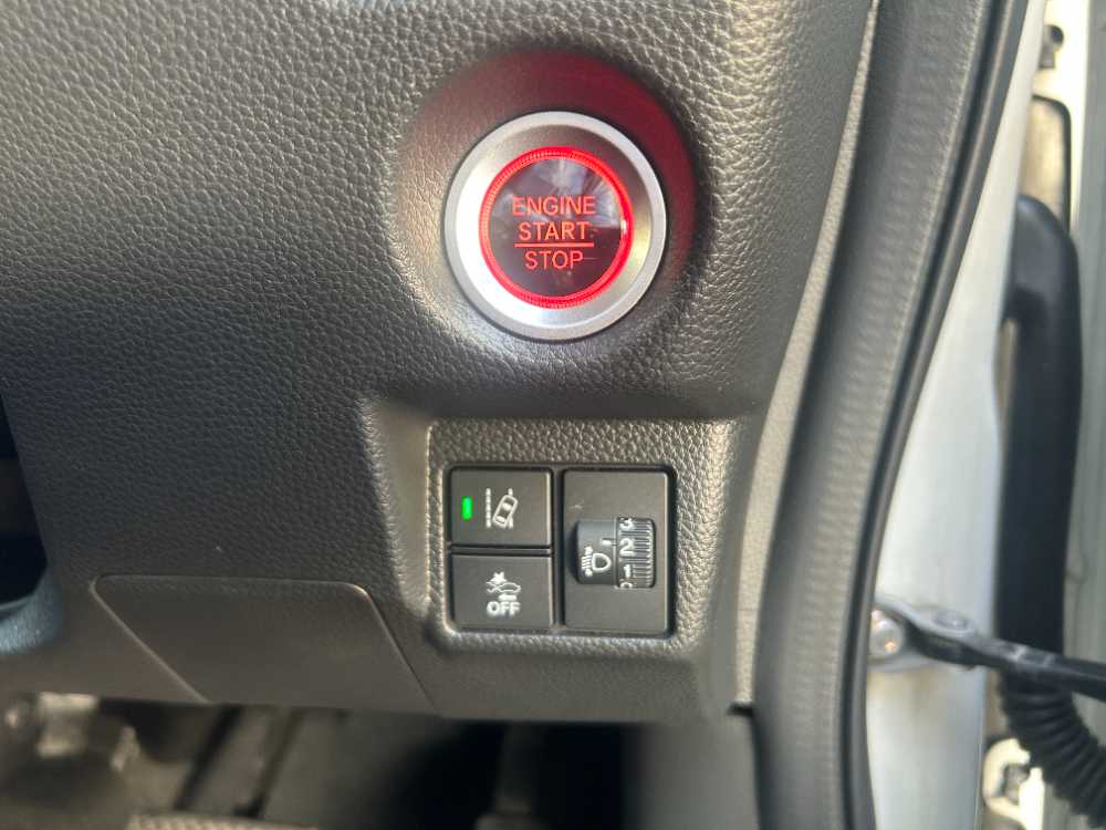 沖縄中古車探しはネクサスユーカー nexusU-Car