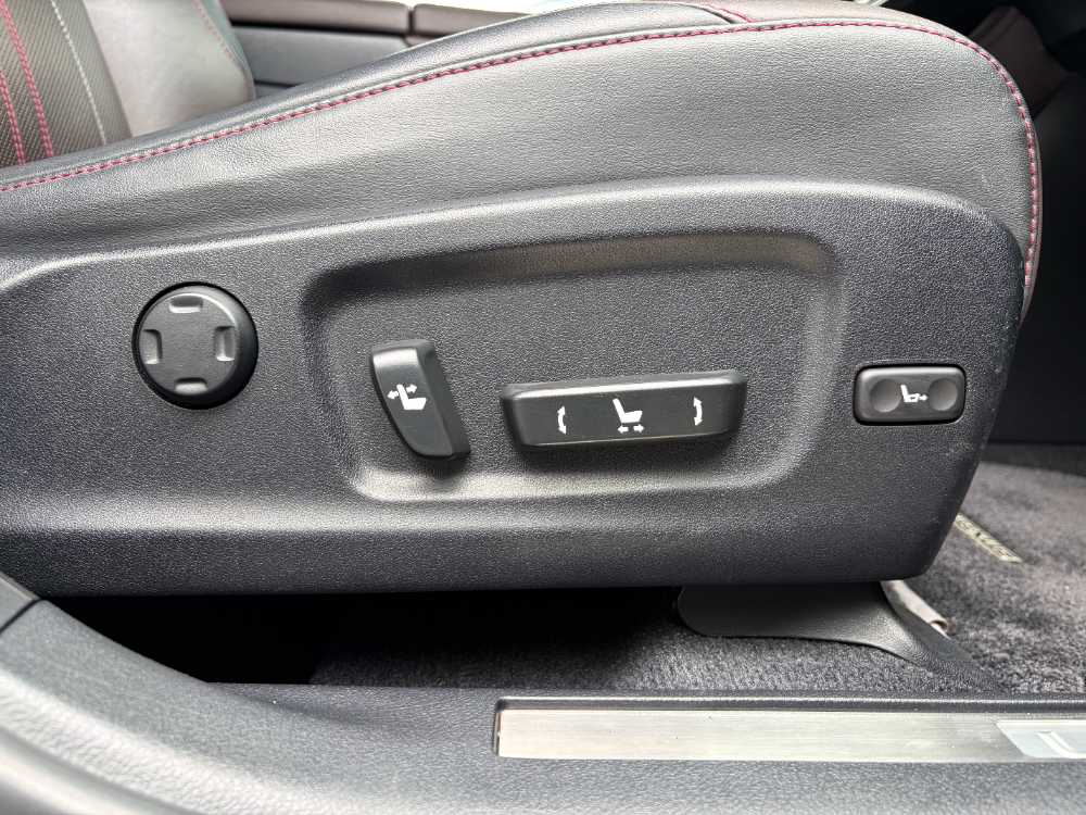 沖縄中古車探しはネクサスユーカー nexusU-Car