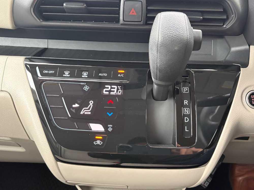 沖縄中古車探しはネクサスユーカー nexusU-Car