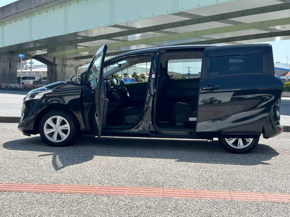 沖縄中古車探しはネクサスユーカー nexusU-Car