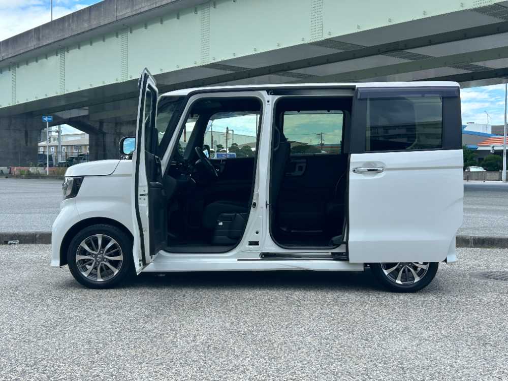 沖縄中古車探しはネクサスユーカー nexusU-Car